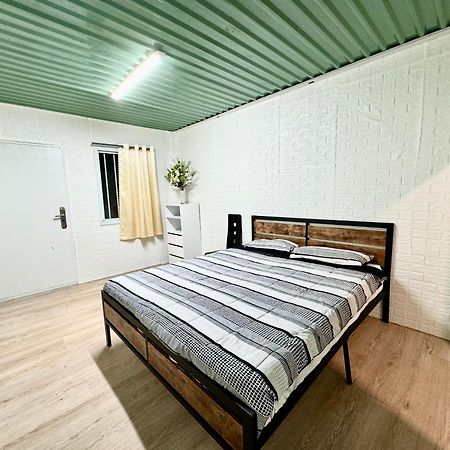 Private Cabin In Central أوكلاند المظهر الخارجي الصورة